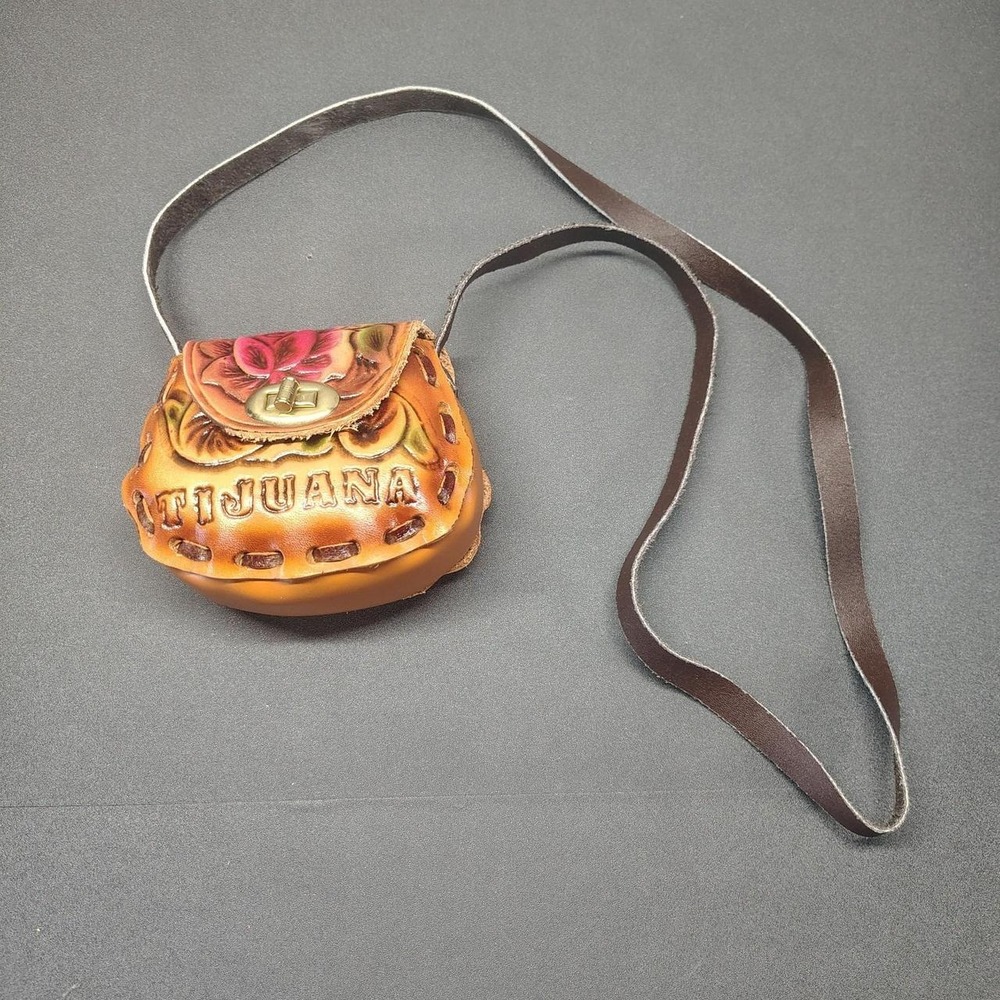 Vintage Hand Tooled Leather Mini Purse Tijuana Mexico Shoulder Strap Floral EUC